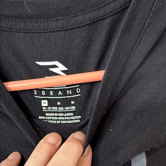 Nike Kids' Black Graphic Logo T-Shirt - Picture 2 of 2